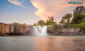 den-led-am-tran-sieu-mong-chong-chay-dak-lak-1