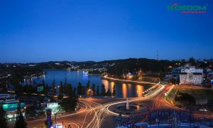 den-led-van-phong-tai-ha-noi-duoc-ung-dung-rong-rai-1