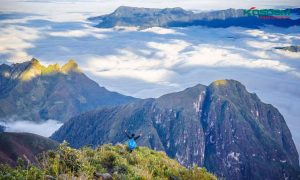 den-led-van-phong-tai-lai-chau-1