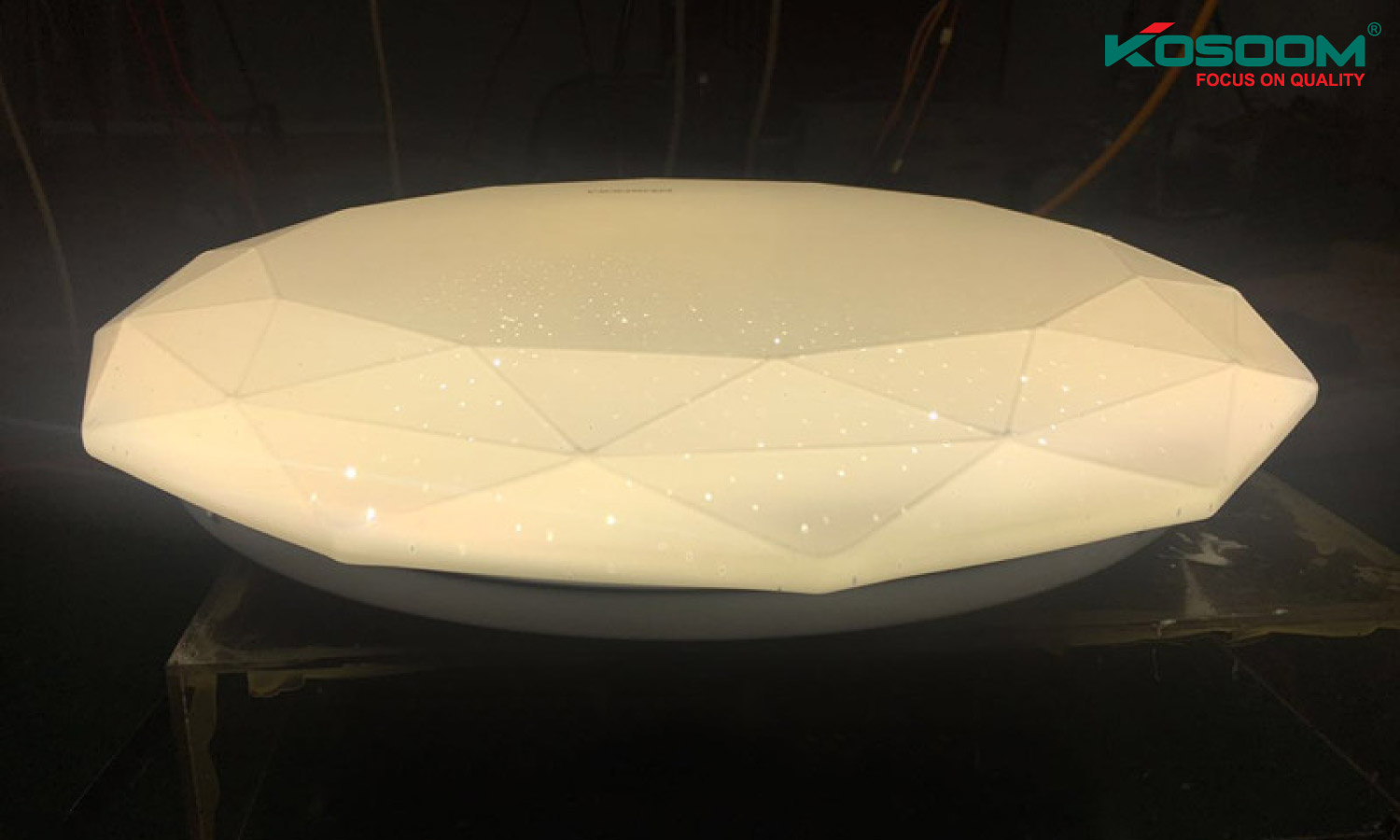 Mua đèn Led ốp trần Kim cương ở Cà Mau 4 mua-den-led-op-tran-kim-cuong-o-ca-mau-2